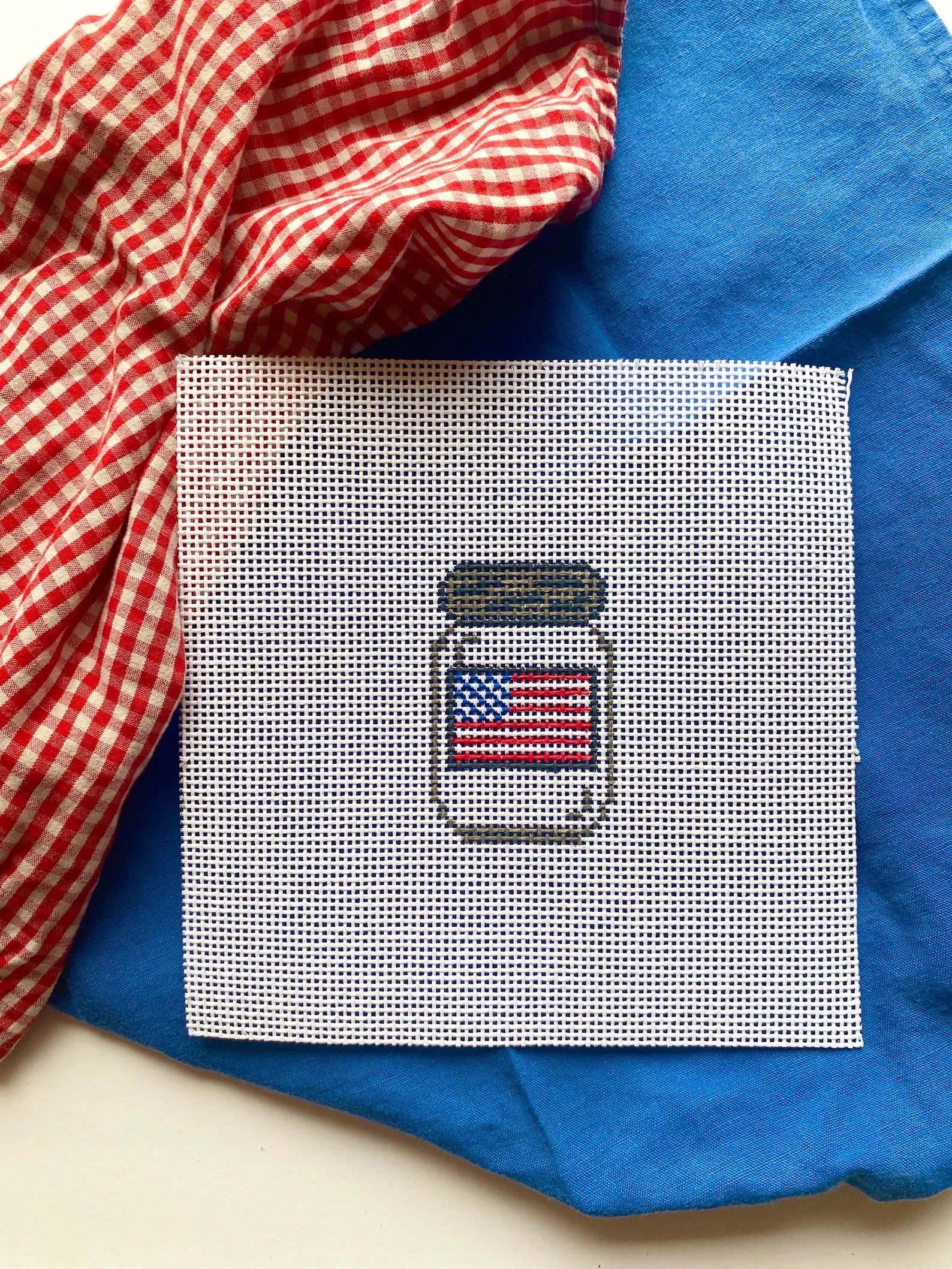 GV250 - American Flag Mason Jar - 13M